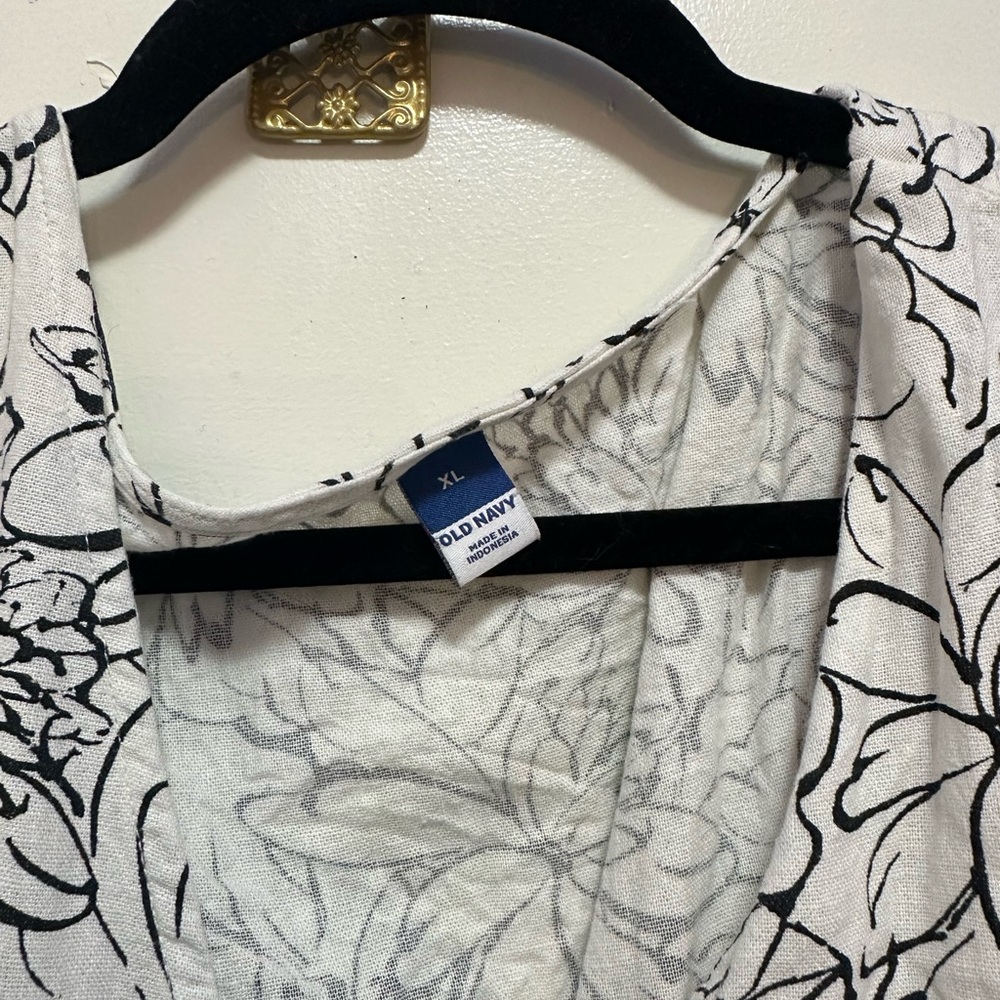 Black and White Floral Button-Down Maxi Dress XL - Picture 2 of 10